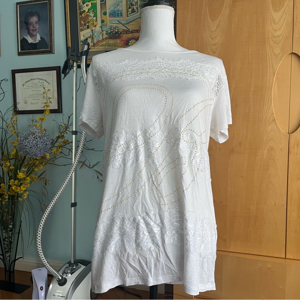 Designer top - Picture 2 of 3